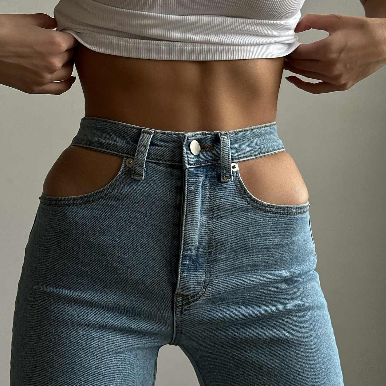 CHARLOTTE | HIGH WAISTED JEANS