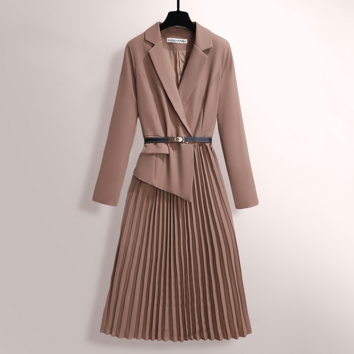 SCARLETT | PLEATED TRENCH COAT